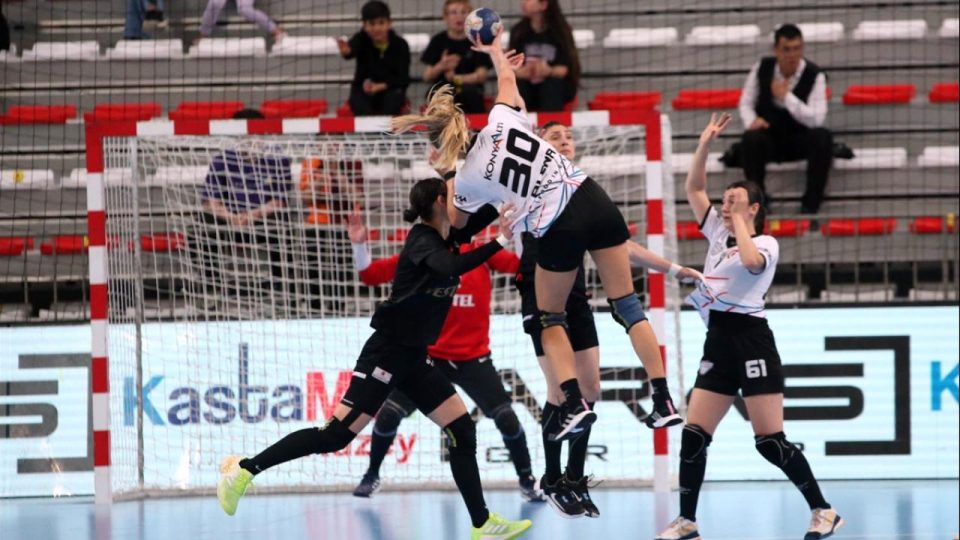 Hentbol Kadınlar Süper Lig’inde Kastamonu Belediyespor şampiyonu oldu